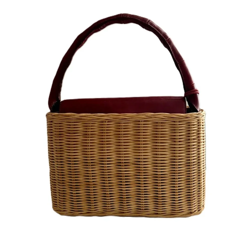 Chic Straw & Red Leather Monsac Hand Bag With Detachable Shoulder Strap - Picture 7 of 10